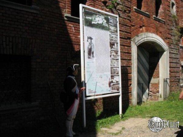 Fort '' Don Jon '' MOONFOG FESTIWAL SREBRNA GÓRA 2011 