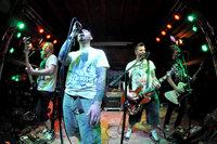 Disparates, Luxtorpeda