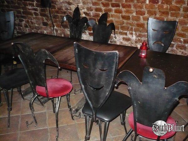 Podziemia restauracji 