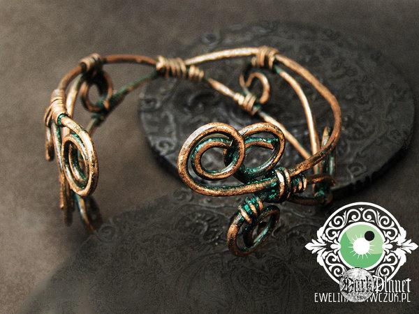 Bransoleta goth
