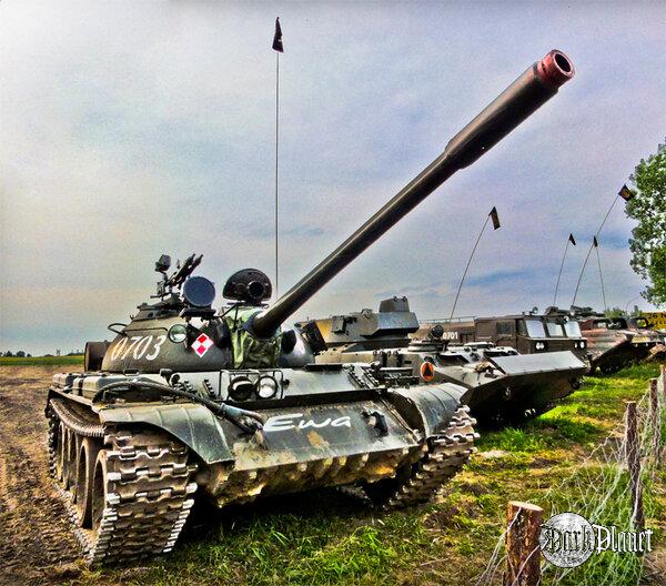 Golęczewo, wystawa pojazdów gąsienicowych