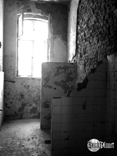 Opuszczony szpital psychiatryczny w Owińskach