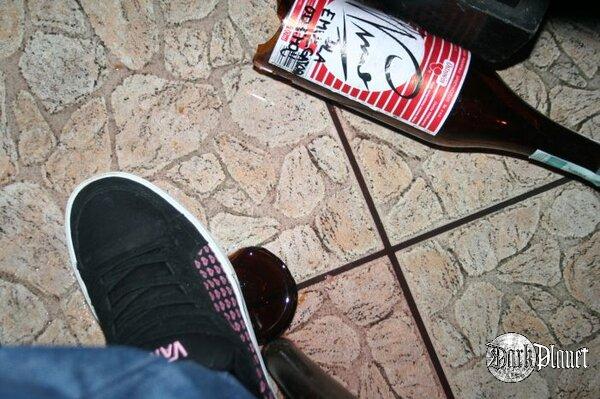 moje rozwalone wino ;[