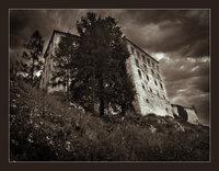 Castle V