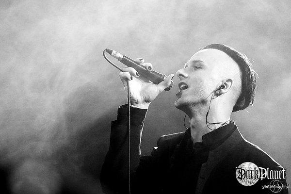 Dreadful Shadows (c)yesternight.pl