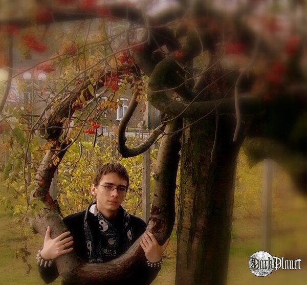 Toczy koła czas, zmienia wszystko tu... ocean życia burzy się...