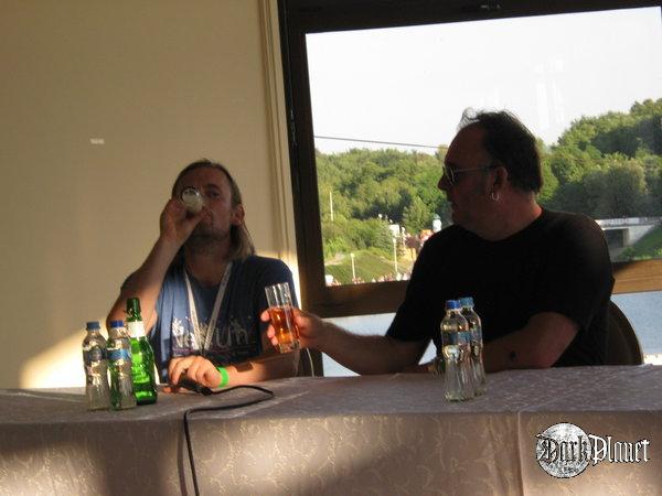 Geoff Barrow i Adrian Utley lekko już rozluźnieni:)