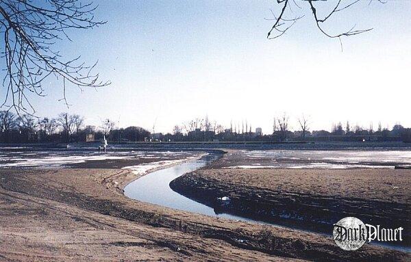 Jezioro Malta w czasie czyszczenia