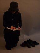 Prawie jak zakonnica.... 