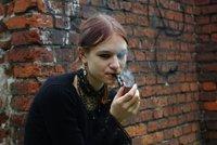 Dzieci Nocy Dawne austriackie magazyny prochu-i palenie bardzo starej fajki... [Dzieci Nocy]