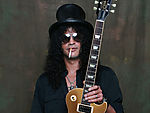 Slash, Guns N' Roses, Slash's Snakepit, Velvet Revolver, World On Fire, rock, rock'n'roll